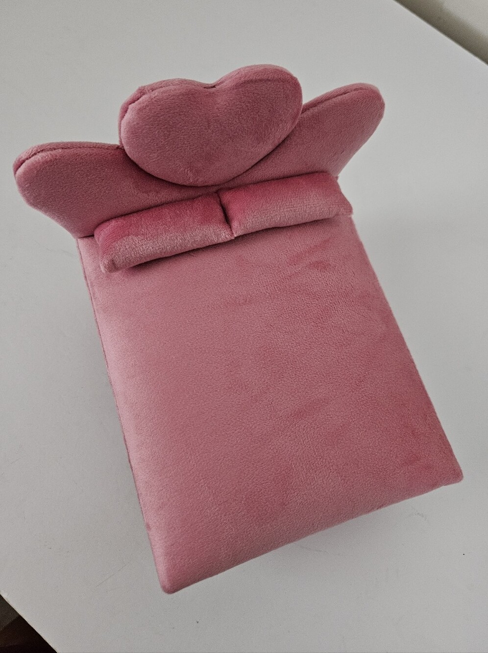 Mini Bed NWOT Jewelry Organizer